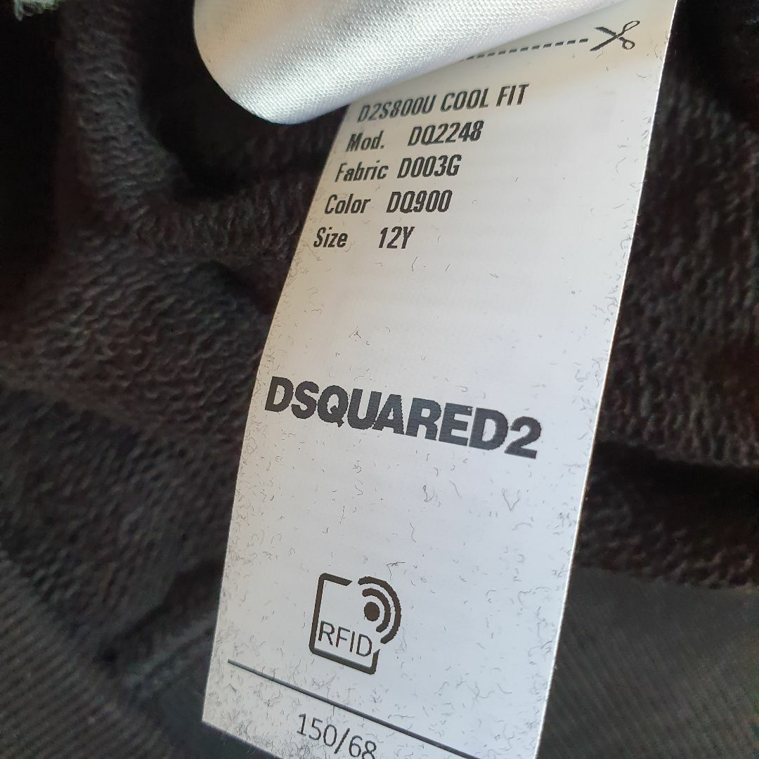 DSQUARED2(ディースクエアード)の【新品・未使用】DSQUARED2 KIDSxPac-manスウェット黒　12Y キッズ/ベビー/マタニティのキッズ服男の子用(90cm~)(Tシャツ/カットソー)の商品写真