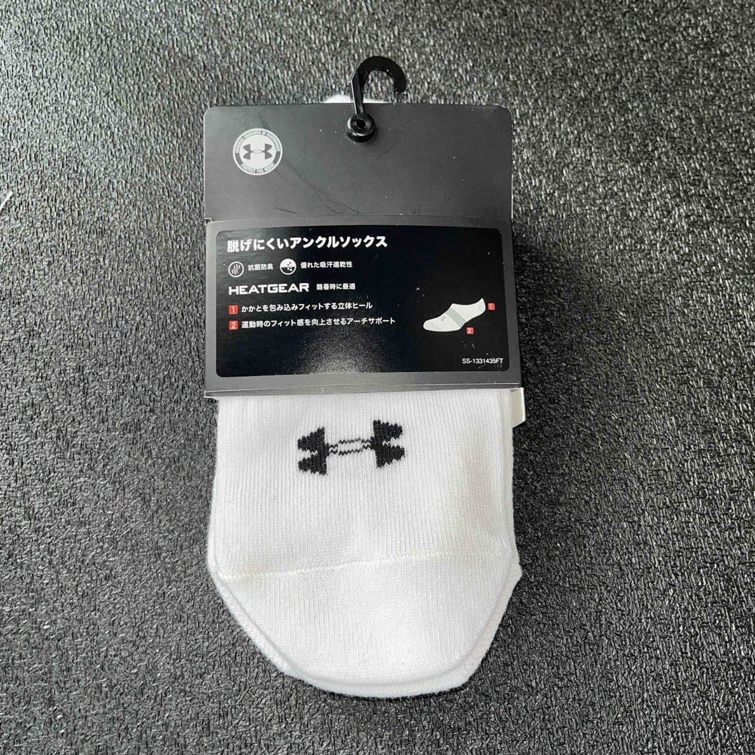 UNDER ARMOUR(アンダーアーマー)のアンダーアーマー UNDER ARMOUR メンズ ローロー ソックス 3足セッ スポーツ/アウトドアのスポーツ/アウトドア その他(その他)の商品写真