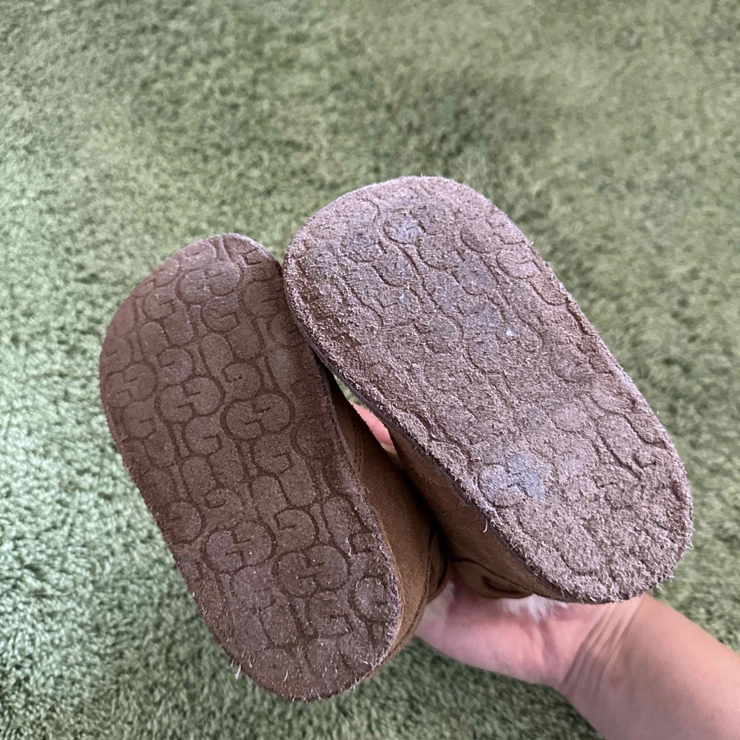 UGG(アグ)のUGG ムートン ブーツ　12.5cm 美品 キッズ/ベビー/マタニティのベビー靴/シューズ(~14cm)(ブーツ)の商品写真