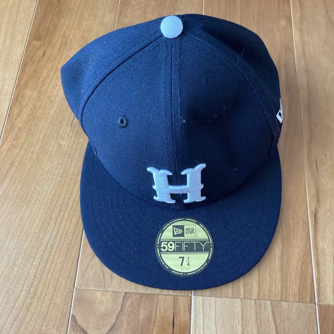 NEW ERA(ニューエラー)の「美品」ニューエラ　広島カープ74/1  57.7センチ メンズの帽子(キャップ)の商品写真