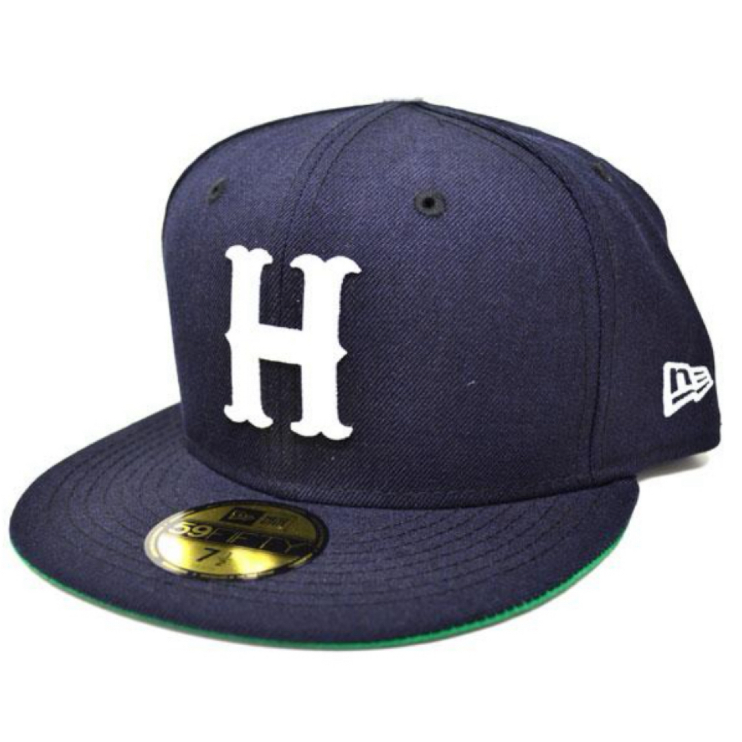 NEW ERA(ニューエラー)の「美品」ニューエラ　広島カープ74/1  57.7センチ メンズの帽子(キャップ)の商品写真
