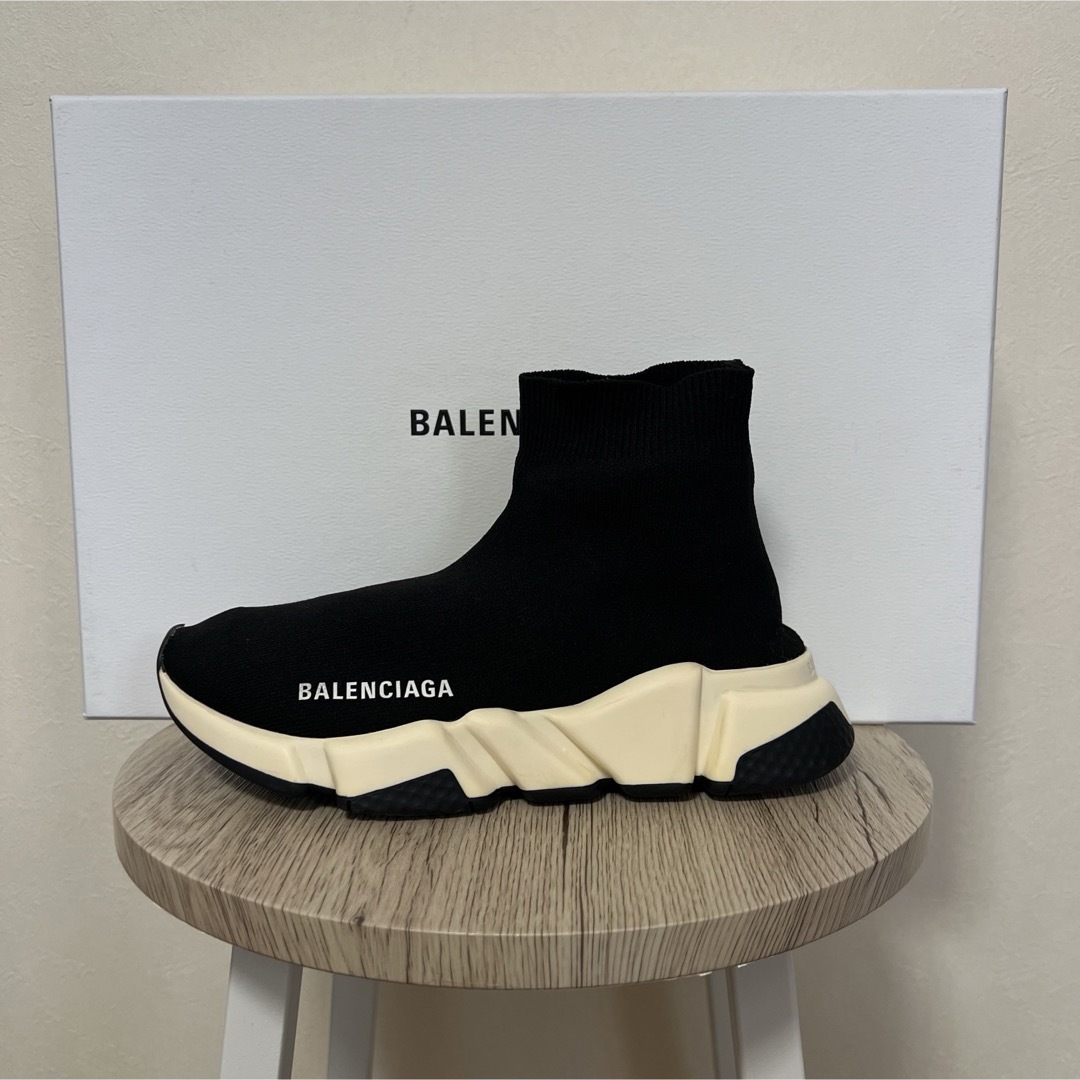 Balenciaga(バレンシアガ)のSupleaks様　付属品：箱付き、保存袋 レディースの靴/シューズ(スニーカー)の商品写真