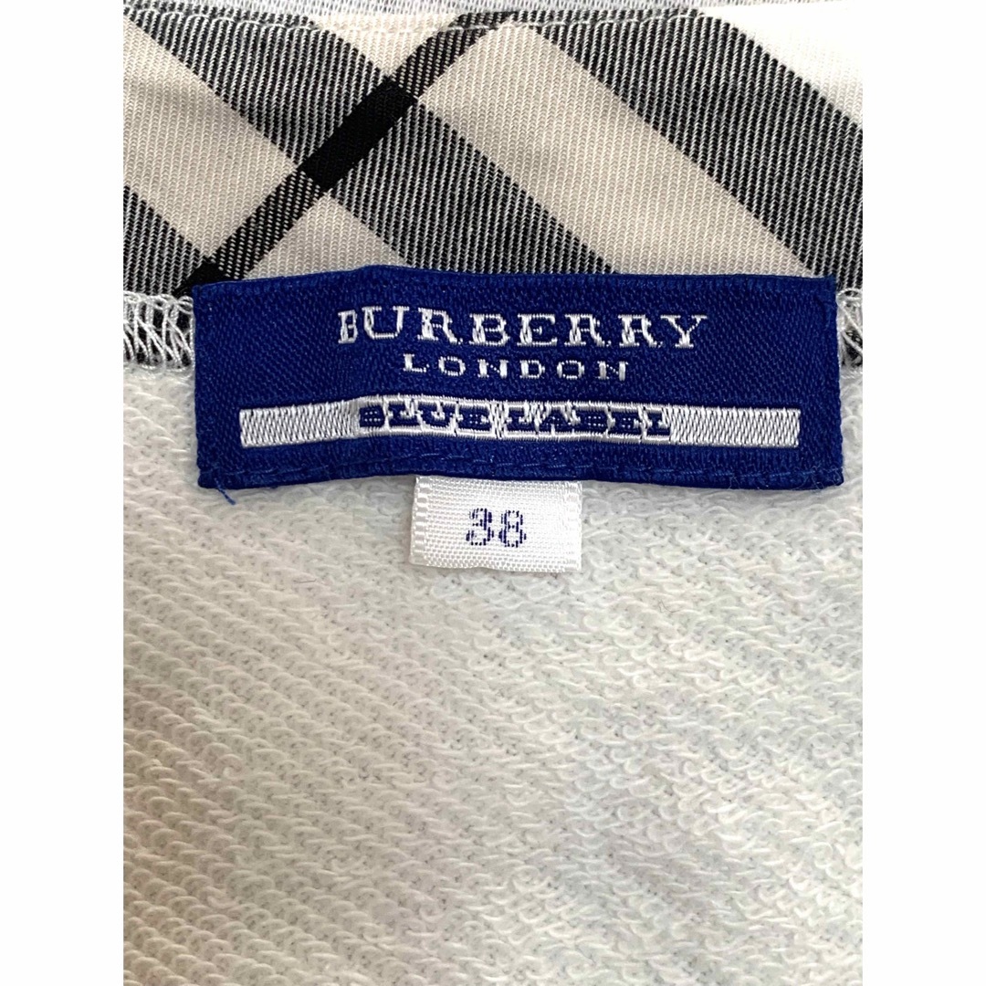 BURBERRY BLUE LABEL(バーバリーブルーレーベル)のBurberry Blue Label Tシャツ　ホワイト　38サイズ レディースのトップス(Tシャツ(半袖/袖なし))の商品写真