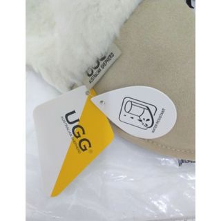 UGG　ルームシューズ