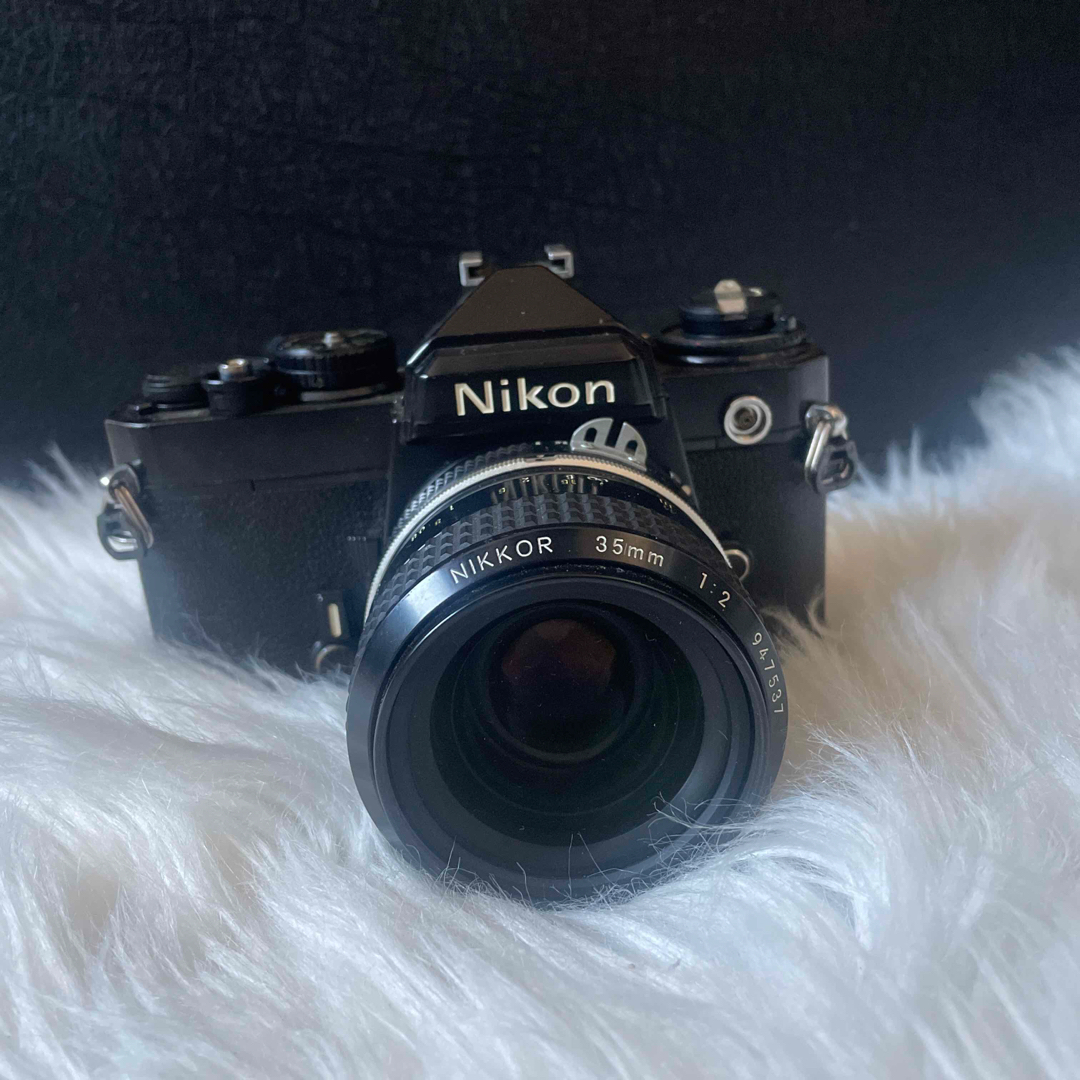 Nikon(ニコン)のNikon FM ブラック＋35mm レンズ  スマホ/家電/カメラのカメラ(フィルムカメラ)の商品写真