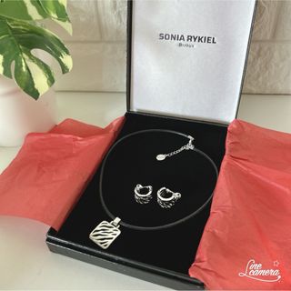 ソニアリキエル(SONIA RYKIEL)のSONIA RYKIEL ソニアリキエル　ネックレス　イヤリング　2点セット(ネックレス)