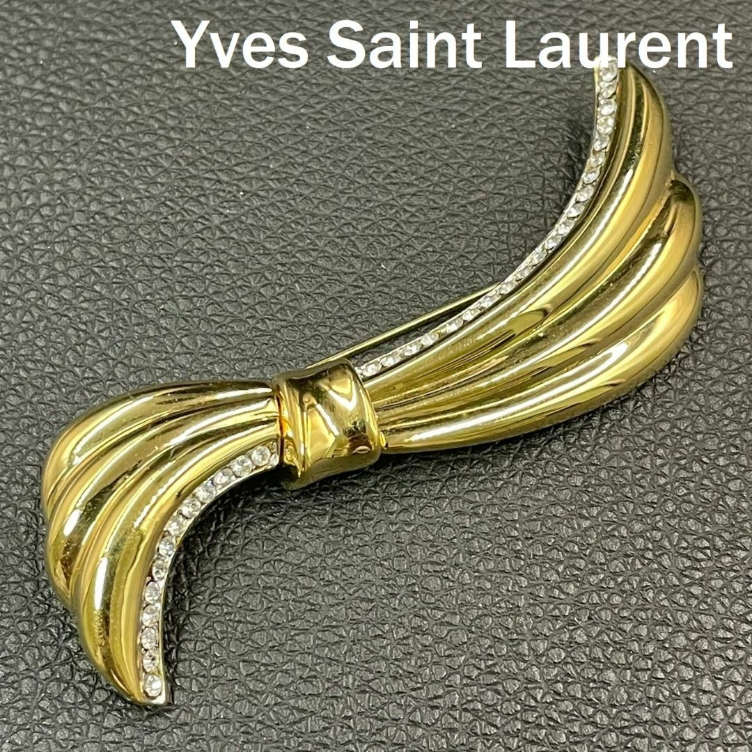 Yves Saint Laurent - イヴ・サンローラン ブローチ ゴールド ライン