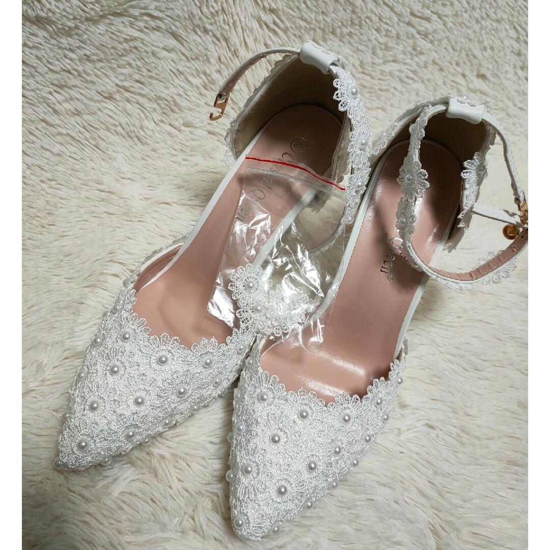 Crystal Queen フラワーレース パーティシューズ 白　Size24㎝ レディースの靴/シューズ(ハイヒール/パンプス)の商品写真