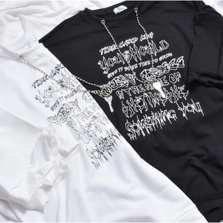 ネックレス付きダメージ SUPER BIG Tシャツ 黒(シャツ/ブラウス(長袖/七分))