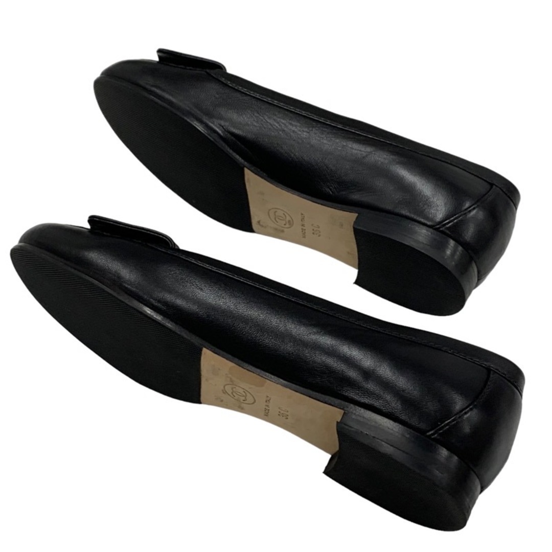 CHANEL(シャネル)のシャネル CHANEL フラットシューズ 靴 シューズ レザー ブラック バレエシューズ ココマーク パール レディースの靴/シューズ(バレエシューズ)の商品写真