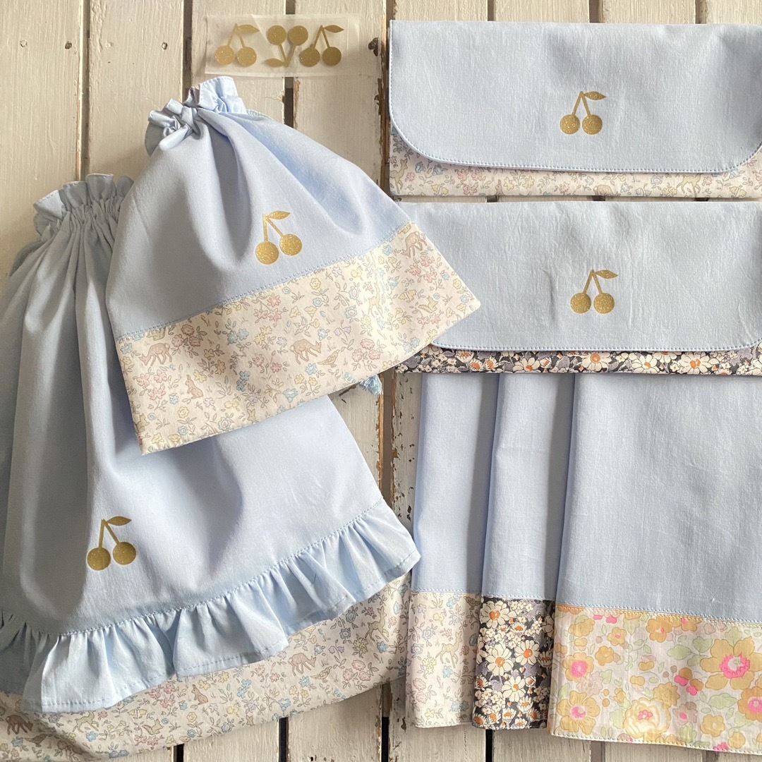 ばにらぶ様☆リバティプリント使用×さくらんぼワッペンレッスン ばにらぶ様☆リバティプリント使用×さくらんぼワッペンレッスン