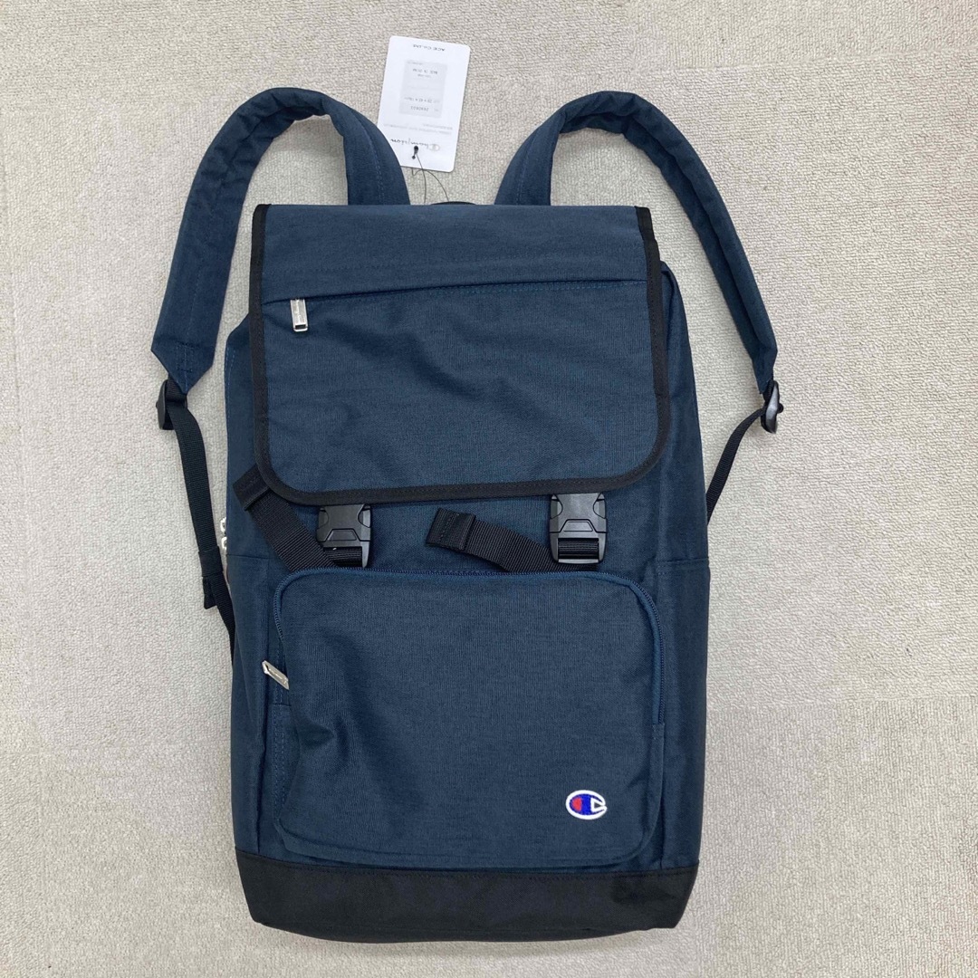 Champion(チャンピオン)の新品　Champion リュックサック　バックパック　ネイビー　大容量　通学 メンズのバッグ(バッグパック/リュック)の商品写真