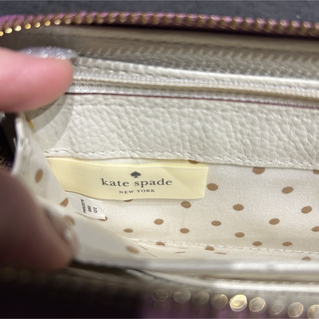 kate spade new york(ケイトスペードニューヨーク)のkate spade new york 長財布 ラウンドファスナー メンズのファッション小物(長財布)の商品写真