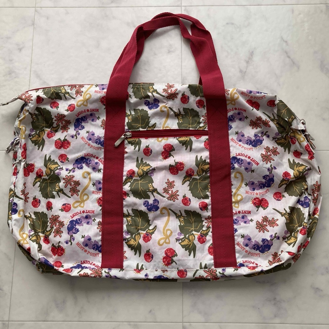 レディース ボストンバッグ 旅行 軽量 白 花柄 フルーツ柄 約58×35×14 レディースのバッグ(ボストンバッグ)の商品写真