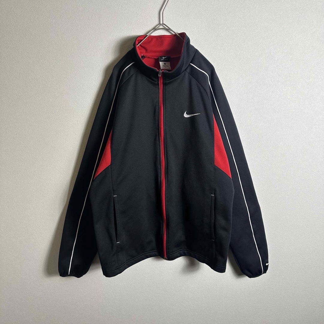 NIKE(ナイキ)の◎【3点1万円】ナイキ　ジャージ上下セットアップ　Lサイズ　ブラックレッド　黒赤 メンズのトップス(ジャージ)の商品写真