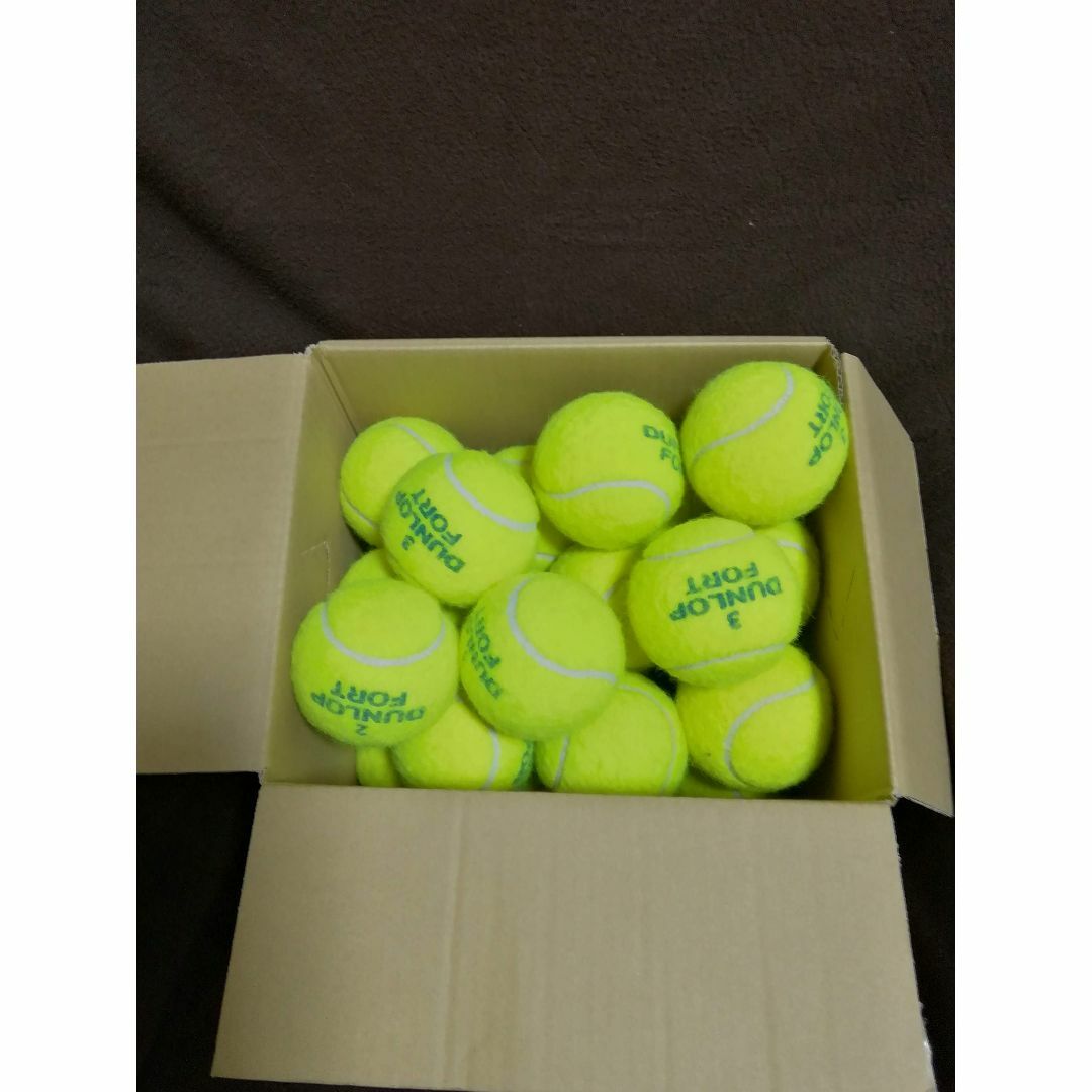 DUNLOP(ダンロップ)のダンロップフォート　テニスボール 38個 スポーツ/アウトドアのテニス(ボール)の商品写真
