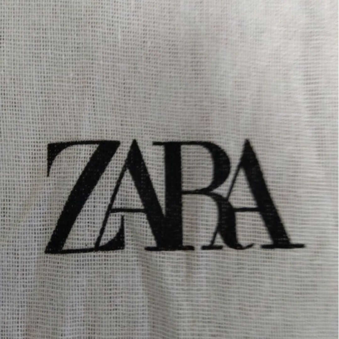 ZARA(ザラ)のZARA ザラ　布巾着　ショッパー　ショップ袋  布袋　大小4枚セット レディースのバッグ(ショップ袋)の商品写真