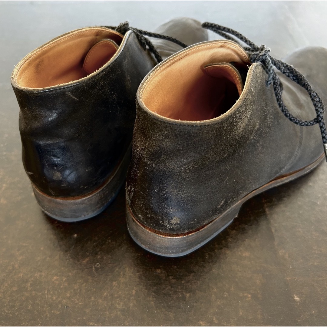 GUIDI(グイディ)のan.plus.n 3 HOLE CHUKKA BOOTS メンズの靴/シューズ(ブーツ)の商品写真