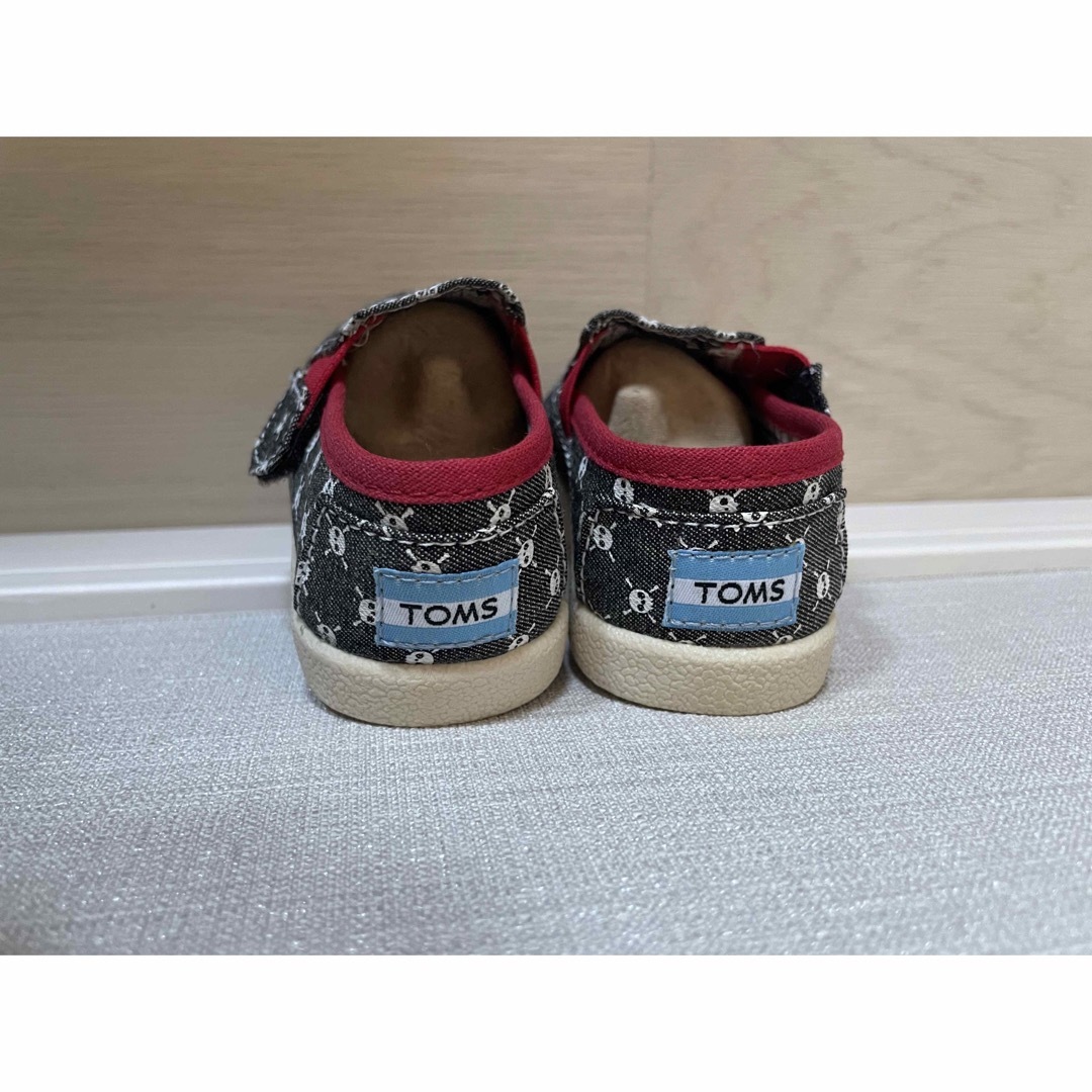 TOMS(トムズ)の新品未使用TOMSトムス スリッポン　靴　12cm 男の子　ベビーシューズ キッズ/ベビー/マタニティのベビー靴/シューズ(~14cm)(スニーカー)の商品写真