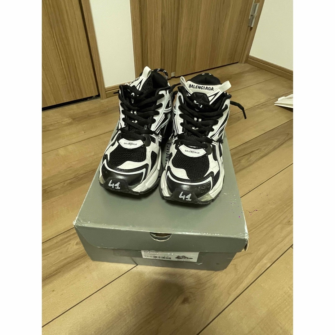 Balenciaga(バレンシアガ)のBALENCIAGA runner 41 27 cm メンズの靴/シューズ(スニーカー)の商品写真