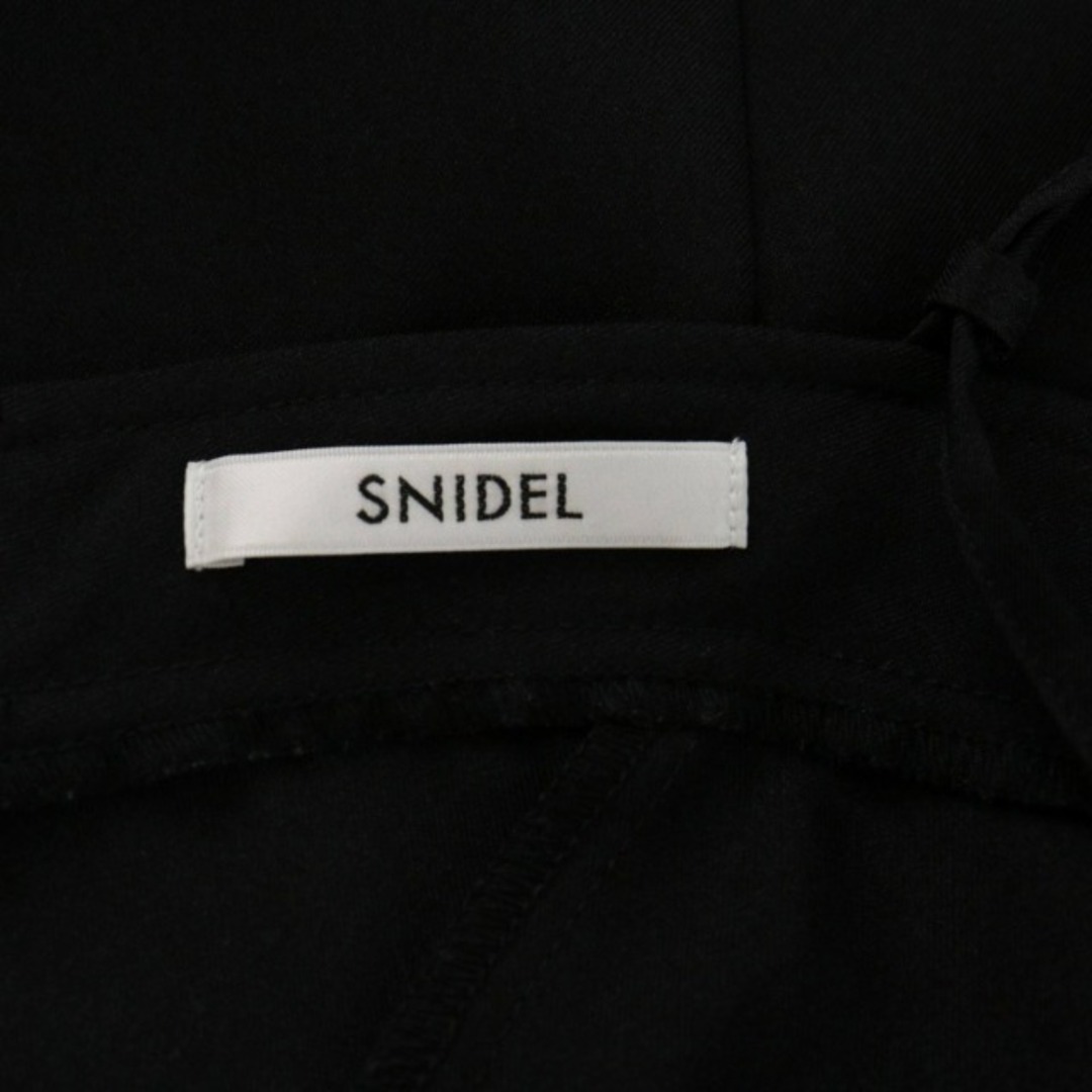 SNIDEL(スナイデル)のスナイデル 23SS ハイウエストサロペット オールインワン レディースのパンツ(サロペット/オーバーオール)の商品写真