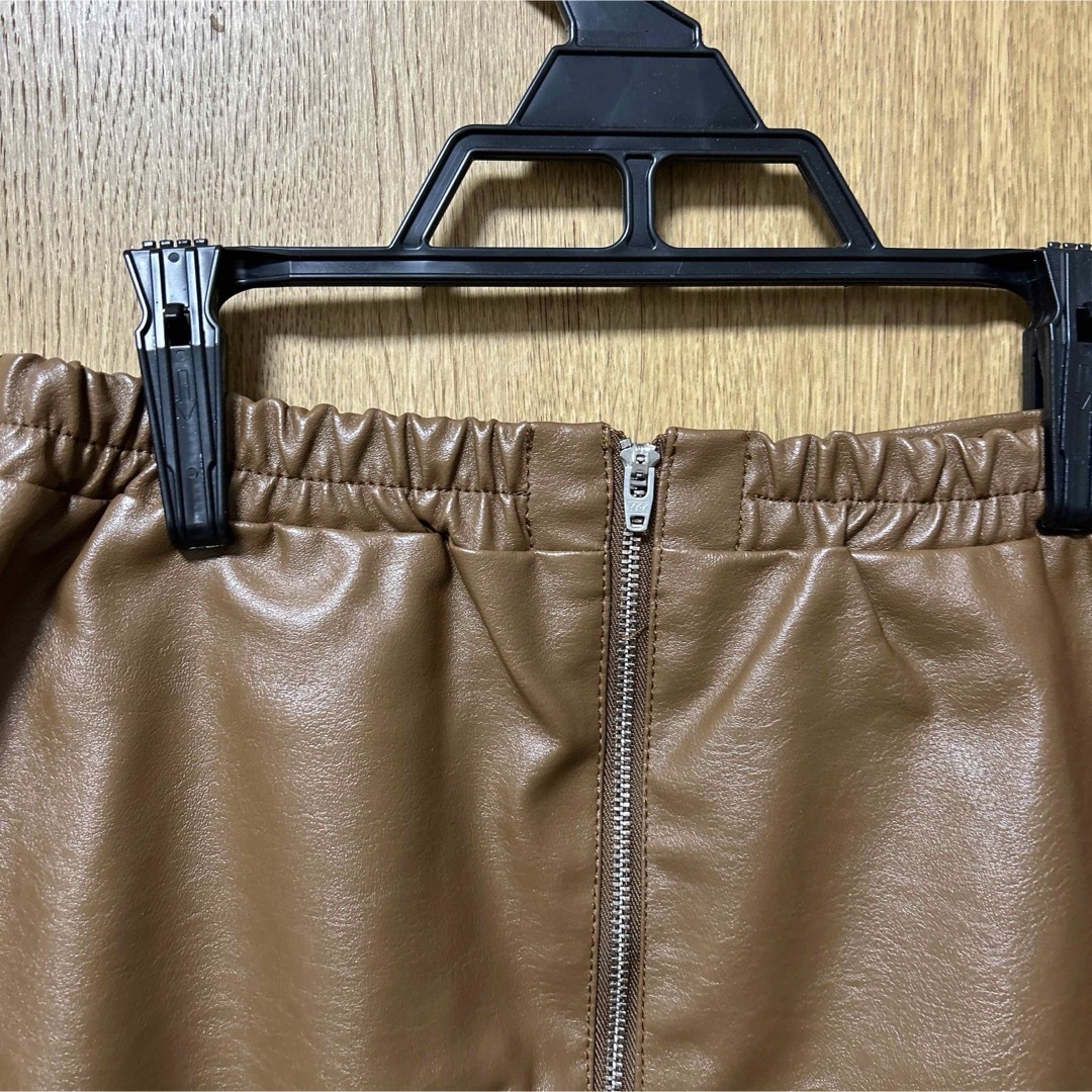 新品 レザースカート フレアスカート レディースのスカート(ロングスカート)の商品写真