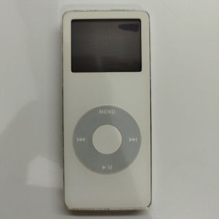 アイポッド(iPod)の初代ipodナノ　2GB(ポータブルプレーヤー)