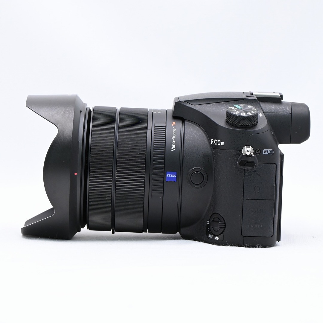 SONY(ソニー)のSONY Cyber-shot RX10III DSC-RX10M3 スマホ/家電/カメラのカメラ(コンパクトデジタルカメラ)の商品写真