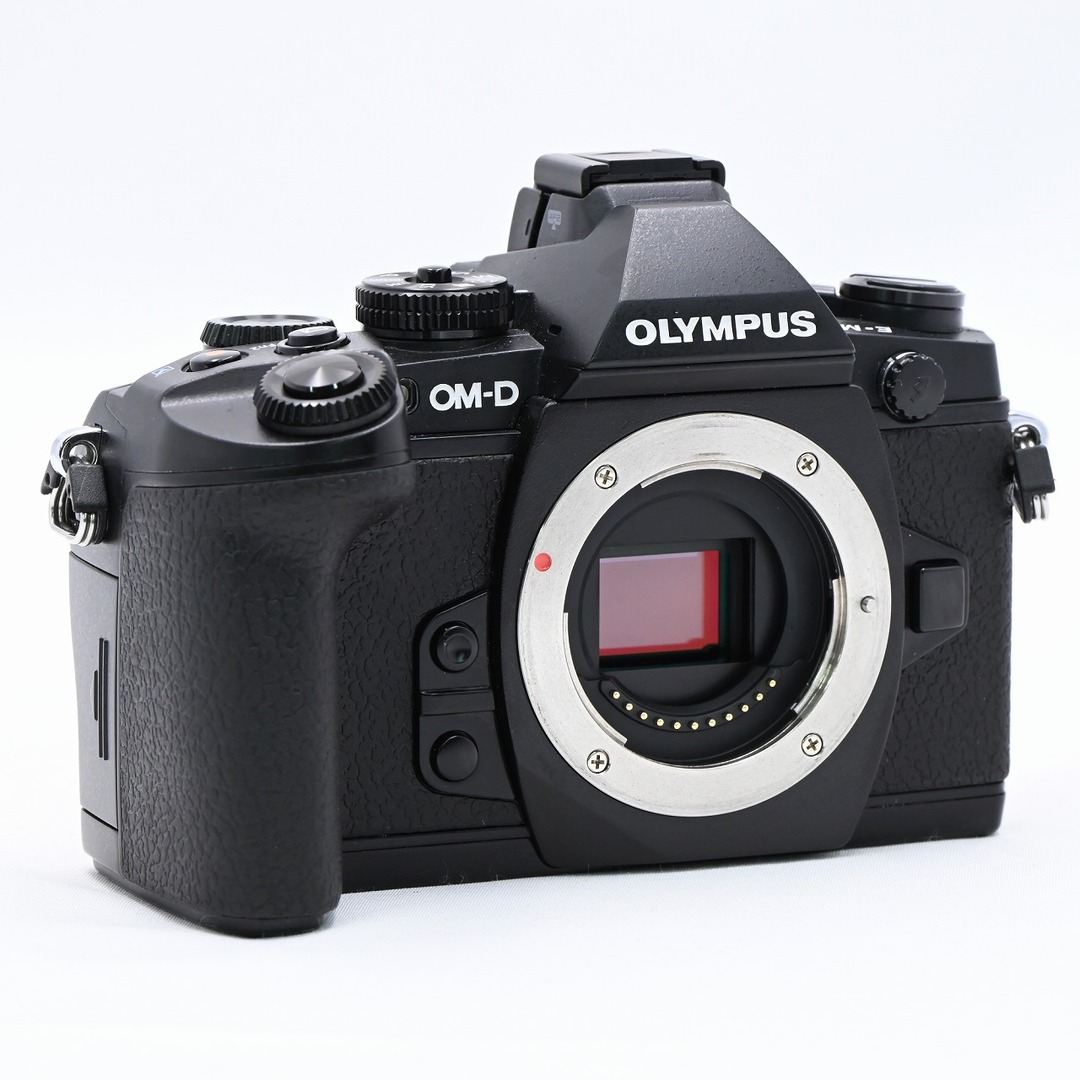 OLYMPUS(オリンパス)のOLYMPUS OM-D E-M1 ボディ ブラック スマホ/家電/カメラのカメラ(ミラーレス一眼)の商品写真