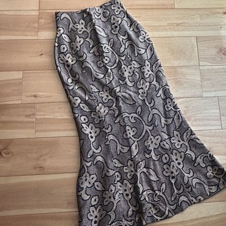 77%louren pattern knit pencil skirt