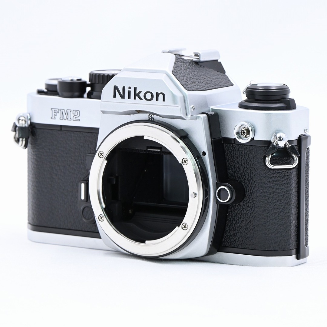 Nikon(ニコン)のNikon New FM2 シルバー スマホ/家電/カメラのカメラ(フィルムカメラ)の商品写真