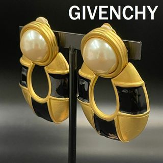 ジバンシィ(GIVENCHY)のジバンシィ イヤリング ゴールド フェイクパール 大ぶり アクセサリー(イヤリング)