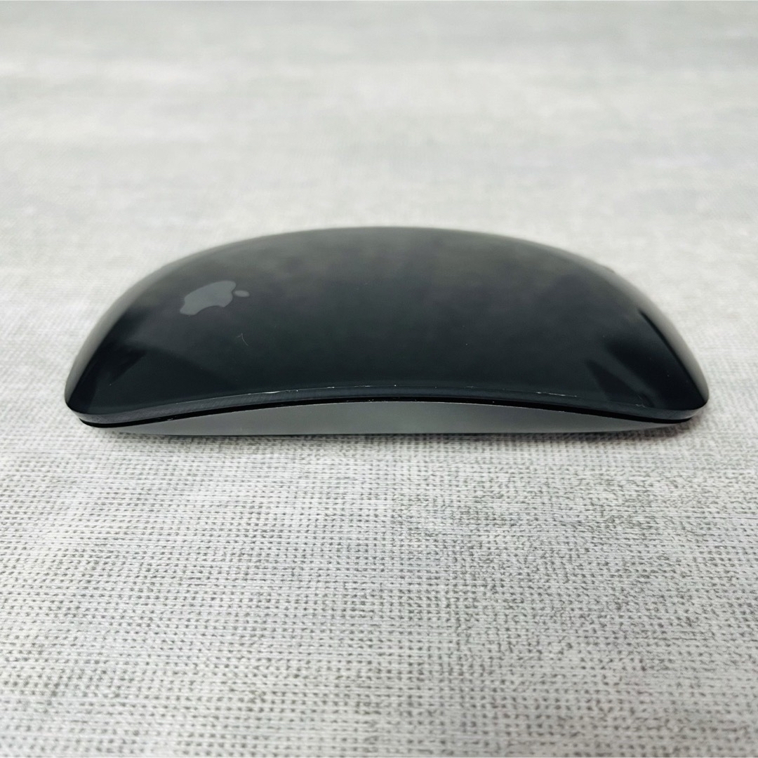 Apple(アップル)のApple MagicMouse2 A1657 マジックマウス2 スペースグレイ スマホ/家電/カメラのPC/タブレット(PC周辺機器)の商品写真