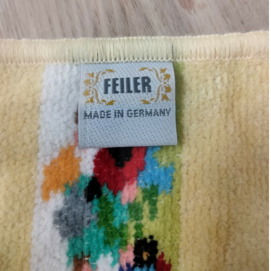 FEILER(フェイラー)のFEILERフェイラー よだれかけ 小人 キッズ/ベビー/マタニティのこども用ファッション小物(ベビースタイ/よだれかけ)の商品写真