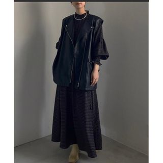 Ameri VINTAGE - 新品アメリヴィンテージKOMON PATTERN VOLUME DRESSの 