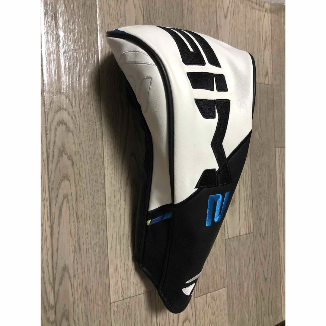 TaylorMade(テーラーメイド)の【新品】Taylormade SIM2  ドライバー用　ヘッドカバー　追加出品 スポーツ/アウトドアのゴルフ(その他)の商品写真