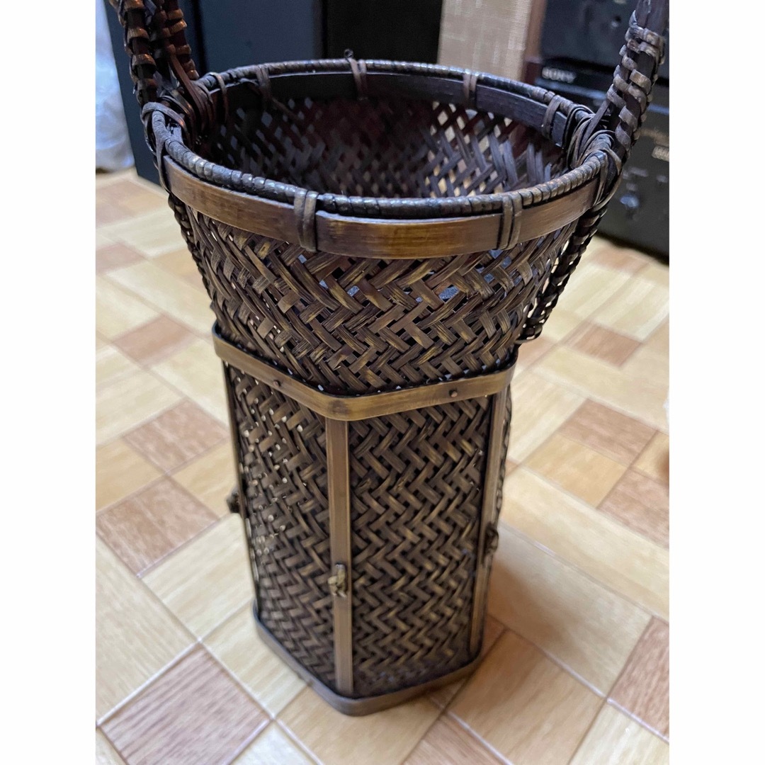 花籠 在銘 煤竹 老竹 花篭 竹籠 花器 華道具 茶道具 竹工芸 花籠 在銘 煤竹 老竹 花篭 竹籠 花器 華道具 茶道具 竹工芸