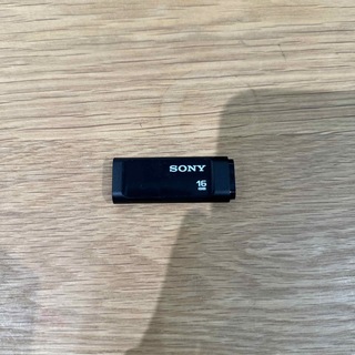 ソニー(SONY)のソニー　SONY  USBメモリ　16G(PC周辺機器)