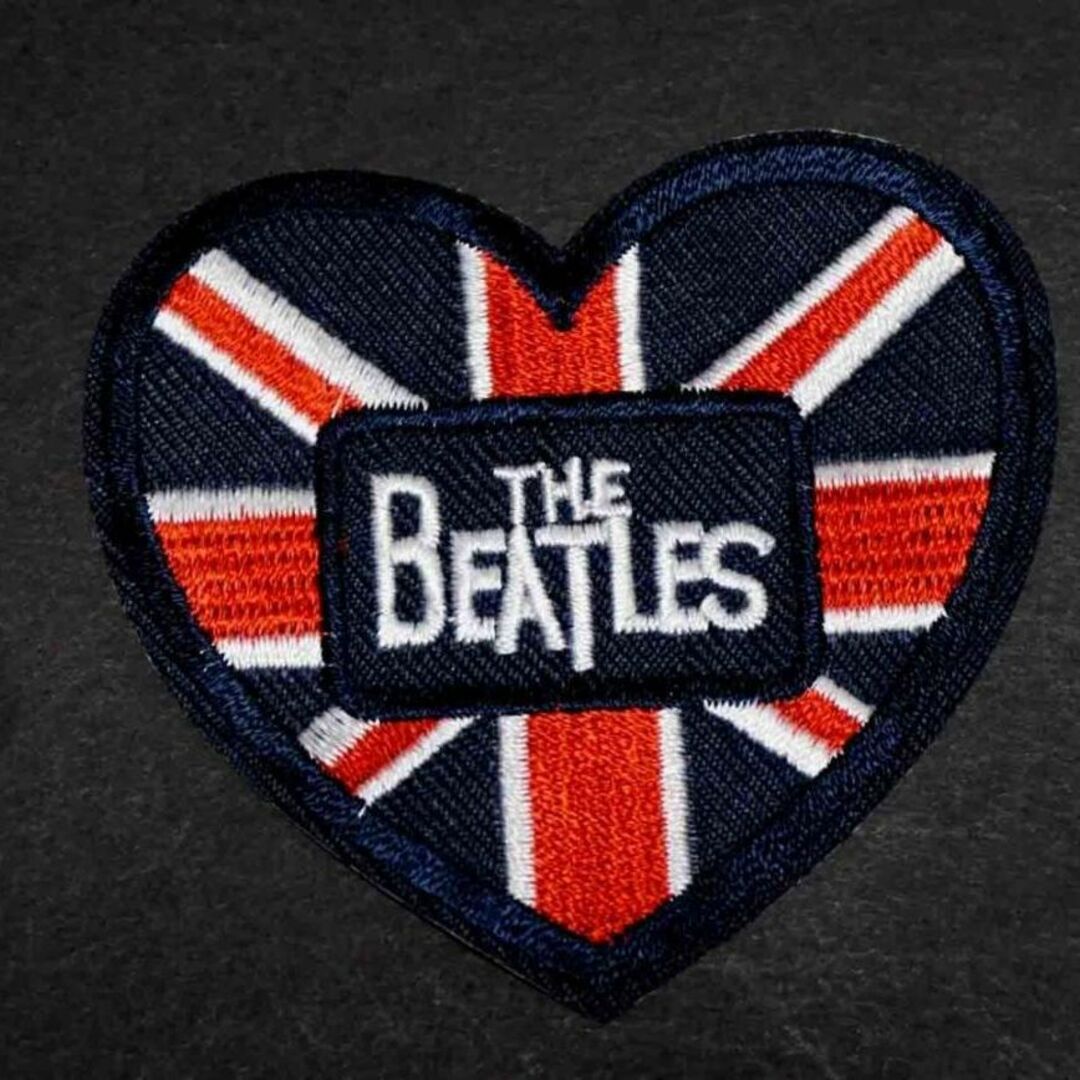 ハートユニオンジャック■新品 ビートルズ BEATLES刺繍ワッペン激渋■音楽 ハンドメイドの素材/材料(各種パーツ)の商品写真