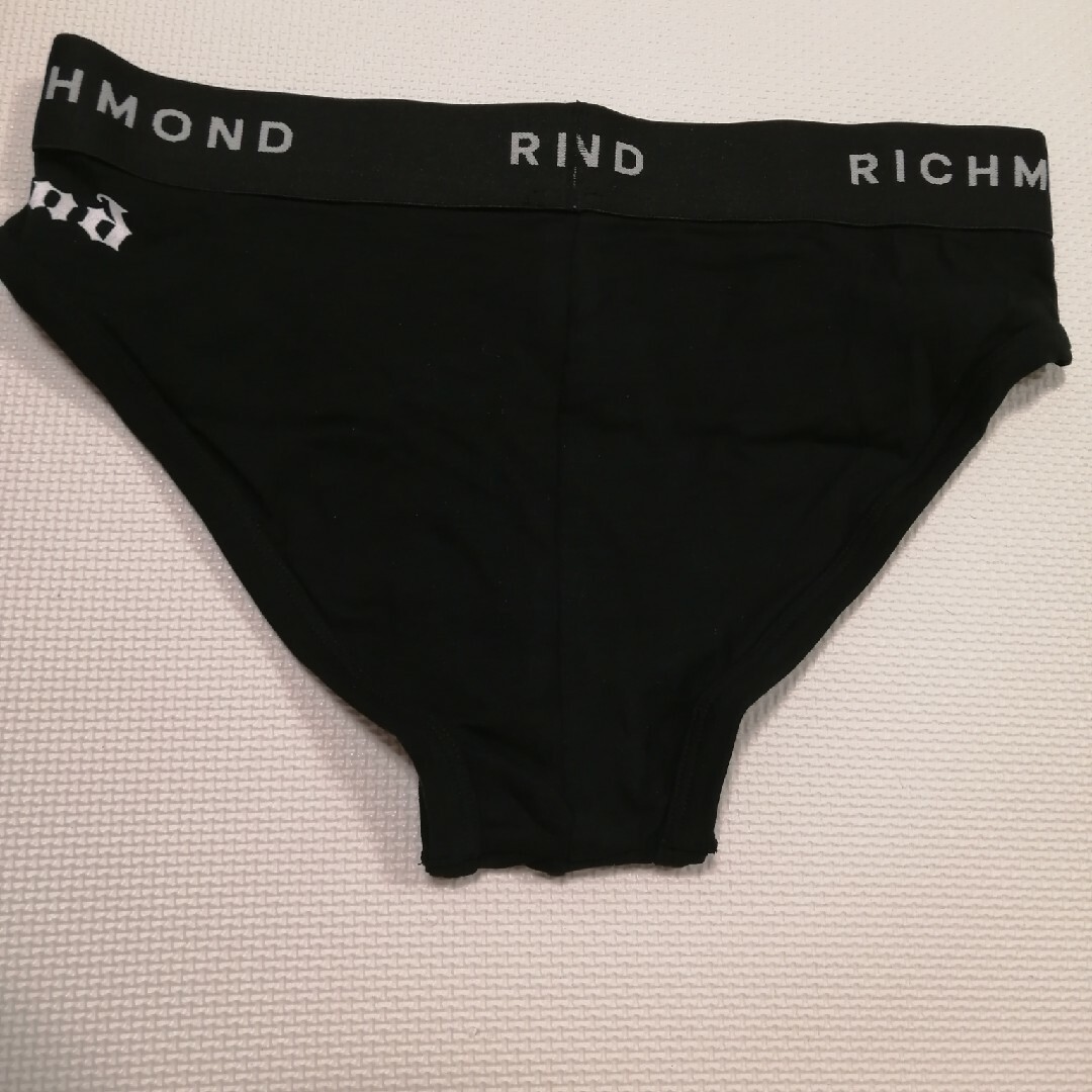 JOHN RICHMOND(ジョンリッチモンド)のタイムセール　新品未使用　JOHN RICHMOND　ビキニブリーフ　サイズM メンズのアンダーウェア(その他)の商品写真