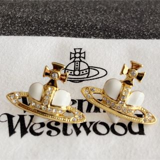 ヴィヴィアンウエストウッド(Vivienne Westwood)のヴィヴィアンウエストウッド　ハートピアス(ピアス)