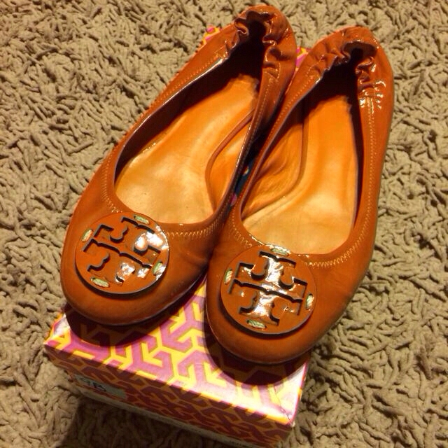 Tory Burch(トリーバーチ)のトリーバーチ♡フラットシューズ 25cm レディースの靴/シューズ(ローファー/革靴)の商品写真