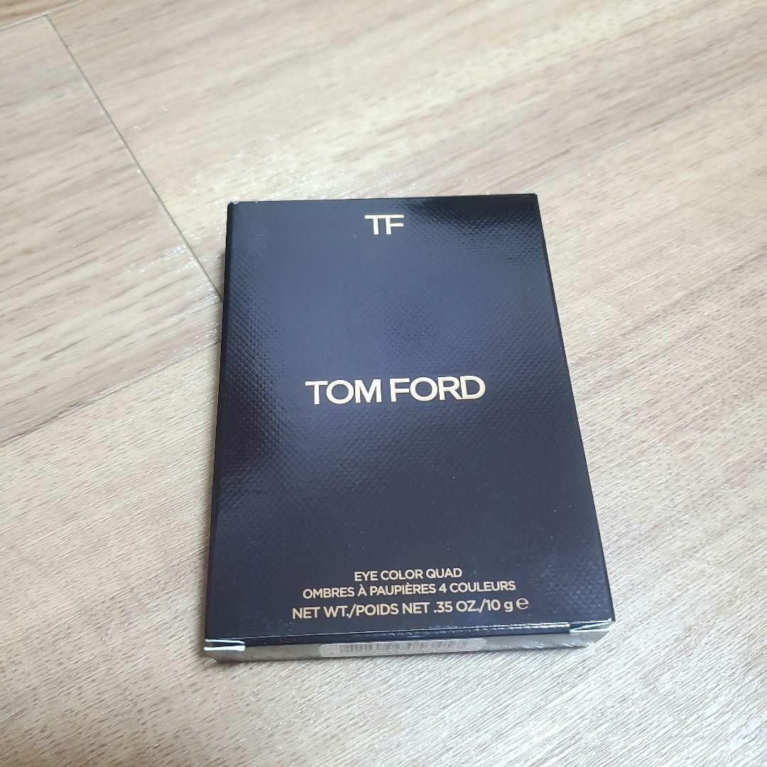 TOM FORD BEAUTY(トムフォードビューティ)の美品　TOM FORD トムフォード　アイカラークォード アイシャドウ　#20 コスメ/美容のベースメイク/化粧品(アイシャドウ)の商品写真