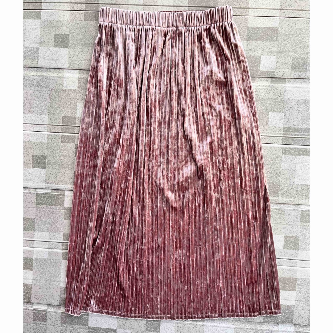 GU(ジーユー)のGU  スエード　ロングプリーツスカート レディースのスカート(ロングスカート)の商品写真