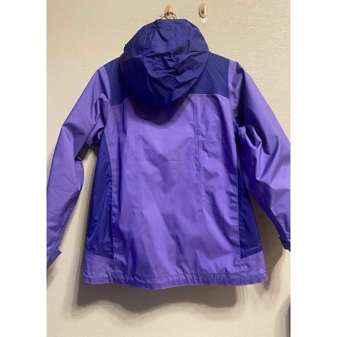 patagonia(パタゴニア)のpatagonia キッズ　ウィンドブレーカー+ブルゾン　アウター　8歳サイズ キッズ/ベビー/マタニティのキッズ服女の子用(90cm~)(ジャケット/上着)の商品写真