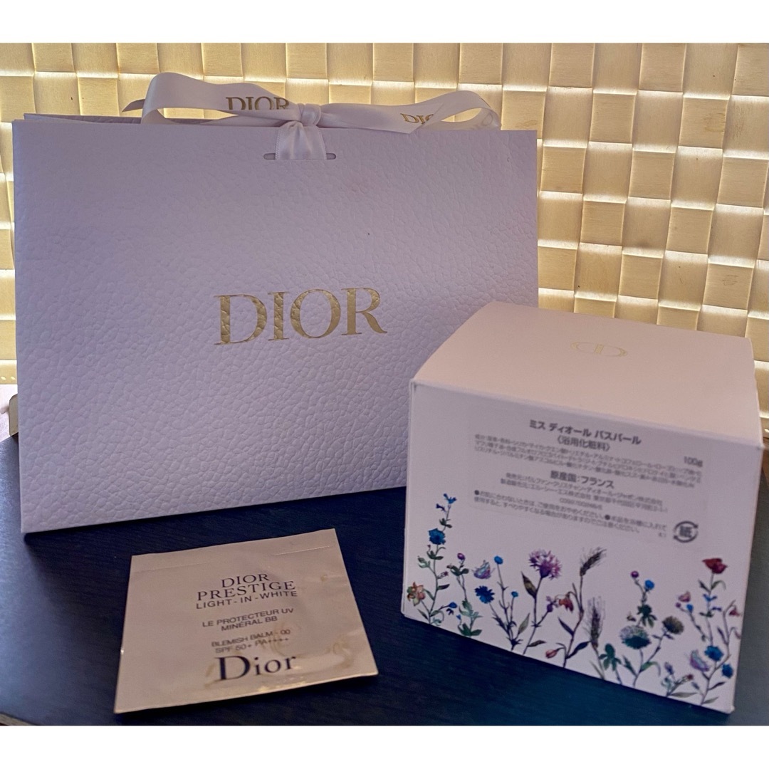 Dior(ディオール)の新品良品Dior ミス ディオール バスパール 100g コスメ/美容のボディケア(入浴剤/バスソルト)の商品写真