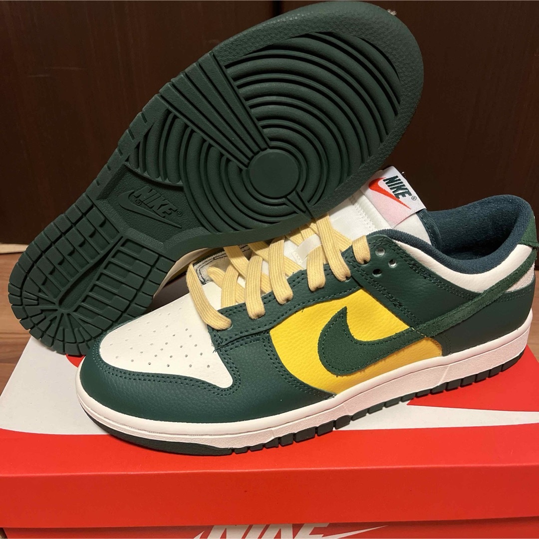 NIKE(ナイキ)の【新品黒タグ付】NIKE ダンク Low "Noble Green" 28cm メンズの靴/シューズ(スニーカー)の商品写真