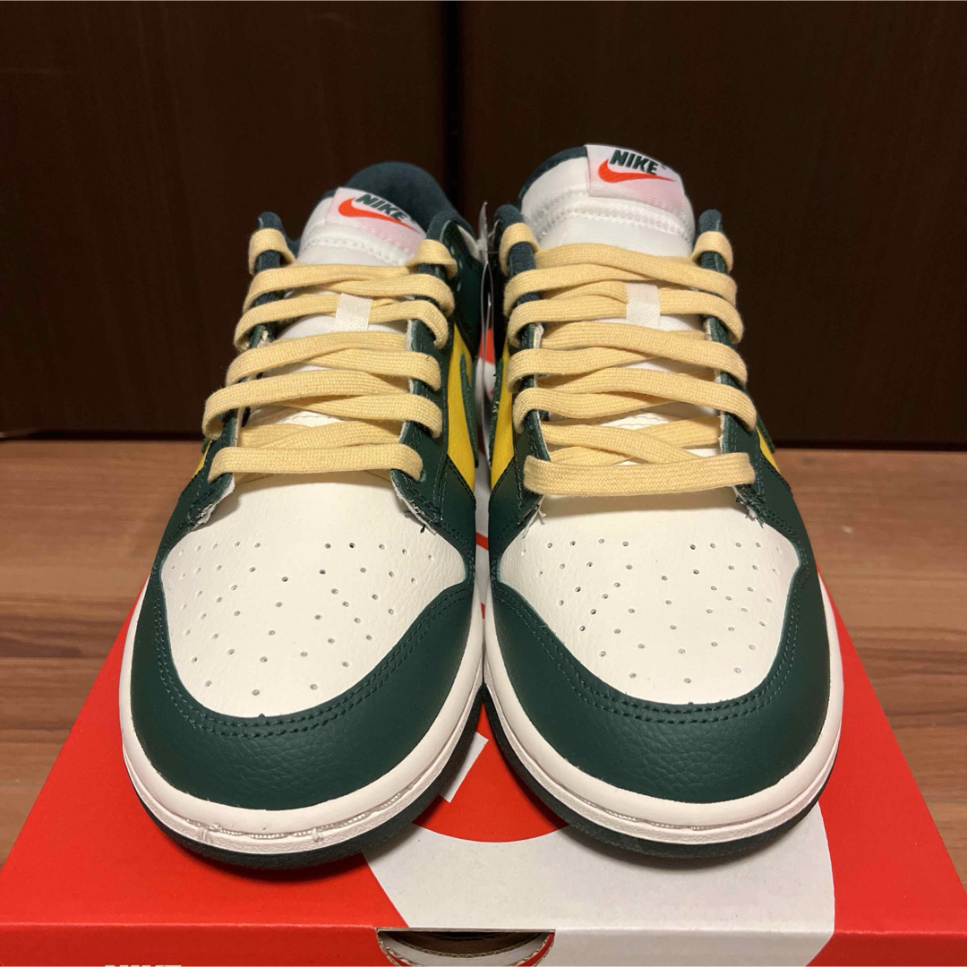 NIKE(ナイキ)の【新品黒タグ付】NIKE ダンク Low "Noble Green" 28cm メンズの靴/シューズ(スニーカー)の商品写真