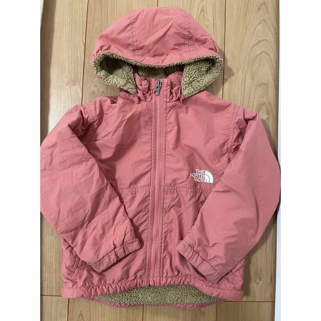 THE NORTH FACE(ザノースフェイス)のノースフェイス　ノマドジャケット　110 キッズ/ベビー/マタニティのキッズ服女の子用(90cm~)(ジャケット/上着)の商品写真