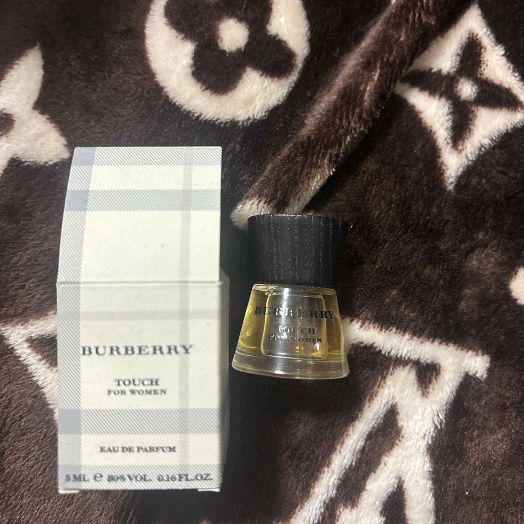 BURBERRY(バーバリー)のバーバリータッチフォーウーマン!　5ml コスメ/美容の香水(香水(女性用))の商品写真